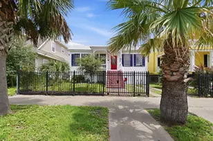 1020 Broadway St, Galveston, TX 77550 - Photo 13