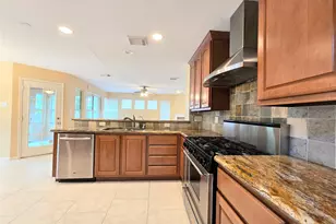 134 W Greywing Cir, The Woodlands, TX 77382 - Photo 11