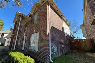 11839 Capitol Heights Dr, Houston, TX 77065 - Photo 3