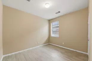 1702 Bonnyton Ln, Houston, TX 77014 - Photo 27