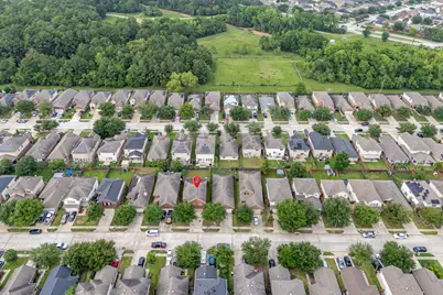 1702 Bonnyton Lane, Houston, TX 77014 - Photo 3