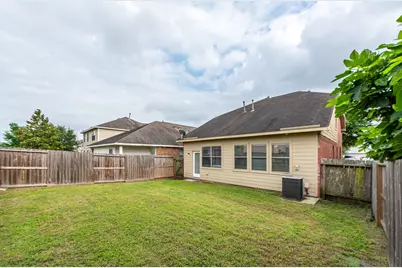1702 Bonnyton Lane, Houston, TX 77014 - Photo 9