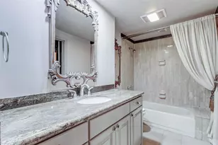 49 Briar Hollow Ln, Houston, TX 77027 - Photo 21