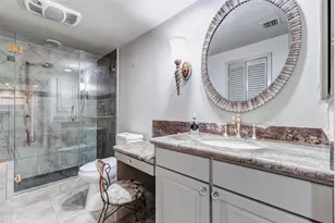 49 Briar Hollow Ln, Houston, TX 77027 - Photo 29