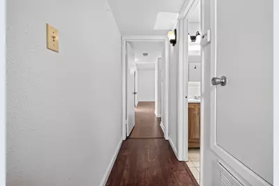 6401 Deihl Road #902, Houston, TX 77092 - Photo 7