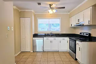 2602 N Red Cedar Cir, The Woodlands, TX 77380 - Photo 5