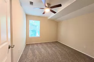 2602 N Red Cedar Cir, The Woodlands, TX 77380 - Photo 11