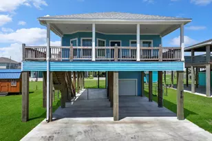 979 Fisherman Dr S, Crystal Beach, TX 77650 - Photo 31