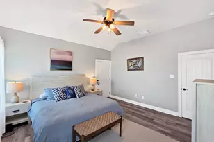 979 Fisherman Dr S, Crystal Beach, TX 77650 - Photo 17