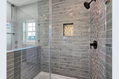 979 Fisherman Drive S, Crystal Beach, TX 77650 - Photo 21