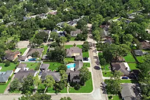 2711 Williamsburg Dr, Dickinson, TX 77539 - Photo 15