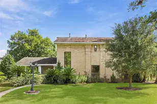 2711 Williamsburg Dr, Dickinson, TX 77539 - Photo 17