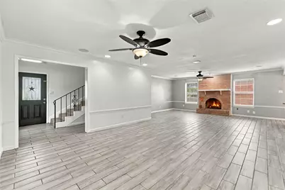 2711 Williamsburg Drive, Dickinson, TX 77539 - Photo 25