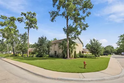 2711 Williamsburg Drive, Dickinson, TX 77539 - Photo 13