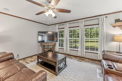 61 Kathryn Drive, Huntsville, TX 77320 - Photo 7