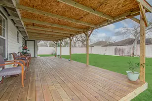 8651 Flossie Mae St, Houston, TX 77029 - Photo 31