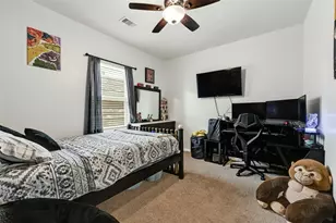 13434 Treshill Ct, Houston, TX 77049 - Photo 17