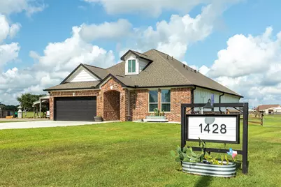 1428 Palamino Trail, Angleton, TX 77515 - Photo 1