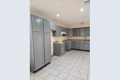 12329 Ridgeside Drive, Houston, TX 77072 - Photo 7