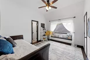 9059 Crighton Crossing Dr, Conroe, TX 77302 - Photo 35