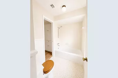 10223 Knoboak Drive, Houston, TX 77043 - Photo 11
