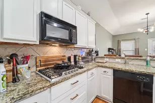 18452 Sunrise Maple Dr, Montgomery, TX 77316 - Photo 9