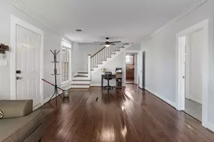 2520 1st St, Bay City, TX 77414 - Photo 9