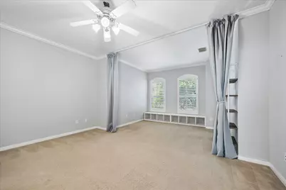 811 W Heights Hollow Lane, Houston, TX 77007 - Photo 13