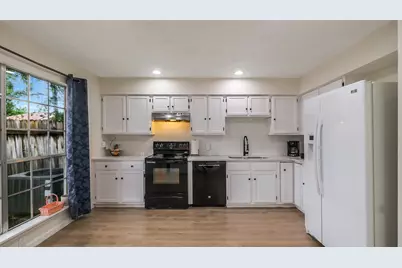 19414 Lazy Valley Drive, Katy, TX 77449 - Photo 7