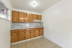 2115 Dewberry Ln, Pasadena, TX 77502 - Photo 5