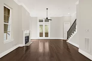 1750 W 23rd St, Houston, TX 77008 - Photo 17