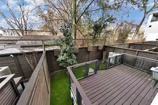 1750 W 23rd St, Houston, TX 77008 - Photo 3