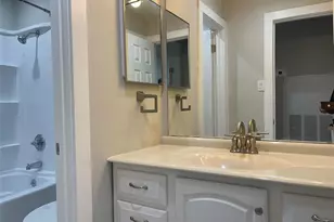18800 Egret Bay Blvd, Webster, TX 77058 - Photo 11