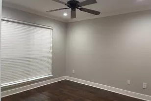 18800 Egret Bay Blvd, Webster, TX 77058 - Photo 9