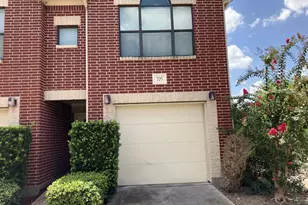 5941 S Loop E, Houston, TX 77033 - Photo 1