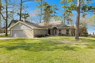 40 Pebble Beach Cir, Coldspring, TX 77331 - Photo 1