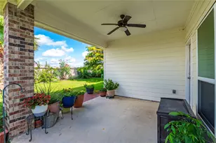 508 Forest Village Cir, La Marque, TX 77568 - Photo 25