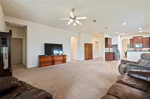 508 Forest Village Cir, La Marque, TX 77568 - Photo 13