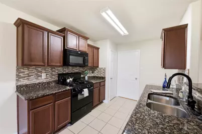 9438 Sapphire Creek Lane, Rosharon, TX 77583 - Photo 23