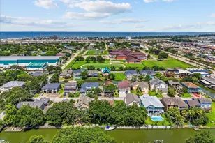 23 Harbor Ln, Kemah, TX 77565 - Photo 39
