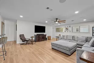 23 Harbor Ln, Kemah, TX 77565 - Photo 13