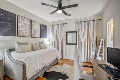 5841 Darling Street #C, Houston, TX 77007 - Photo 7