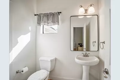 5841 Darling Street #C, Houston, TX 77007 - Photo 21