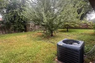 5410 Bungalow Ln, Houston, TX 77048 - Photo 5