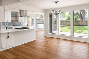 15410 Rio Plaza Dr, Houston, TX 77083 - Photo 11