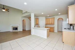 15119 Newfield Bridge Ln, Sugar Land, TX 77498 - Photo 5