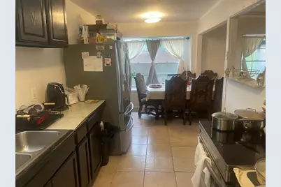 9406 Jolly Wood Court, Houston, TX 77086 - Photo 11