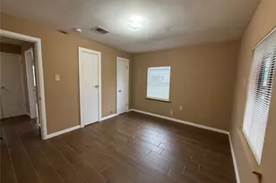 11216 Rusty St, Houston, TX 77093 - Photo 5