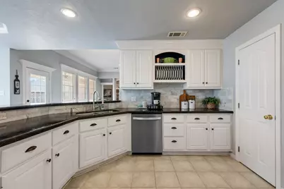 3804 Bridle Trails Court, College Station, TX 77845 - Photo 15