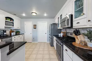 3804 Bridle Trails Ct, College Station, TX 77845 - Photo 13